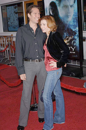 [alyson-hannigan-serenity-premiere-6.jpg]