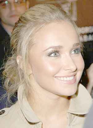 [hayden-panettiere-lamborghini-calabasas-and-heroes'-greg-grunberg.jpg]
