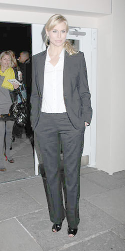 [niki-taylor-mercedes-benz-fashion-week-1.jpg]