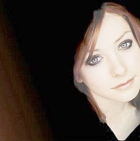 Alyson Hannigan Bio