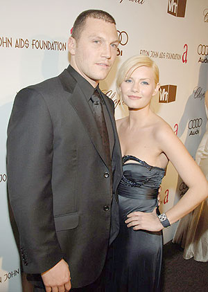 [elisha+cuthbert+avery+1.jpg]