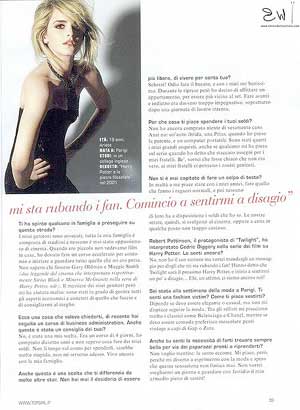 [Emma+Watson+Top+Girl+Magazine+May+2009+Pictures+(2).jpg]