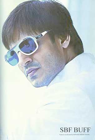 Вивек Оберой / Vivek Oberoi - Страница 2 Vivek%2BOberoi%2BFilmfare%2BMagazine%2BIndia%2BAugust%2B2009%2BIssue%2BPictures