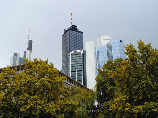 [Frankfurt+From+the+Park.jpg]