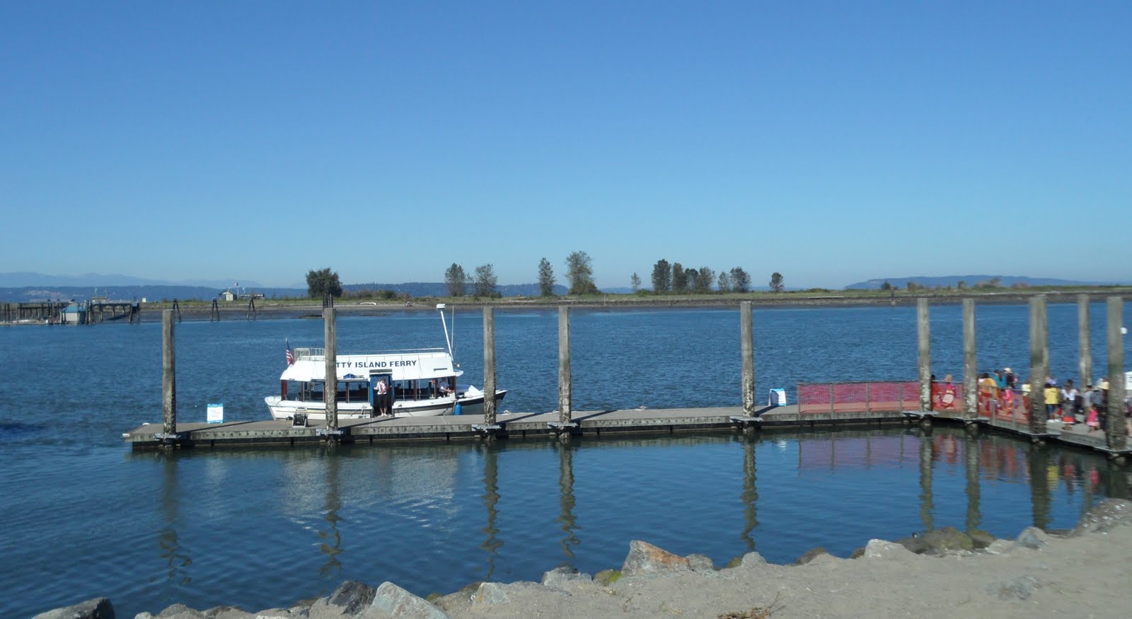 R and R travels Jetty Island Everett WA