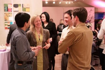 [friends+enjoy+the+festivites+grant+oakes.JPG]