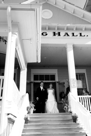 [jen+and+brett+announced+into+cocktails.jpg]