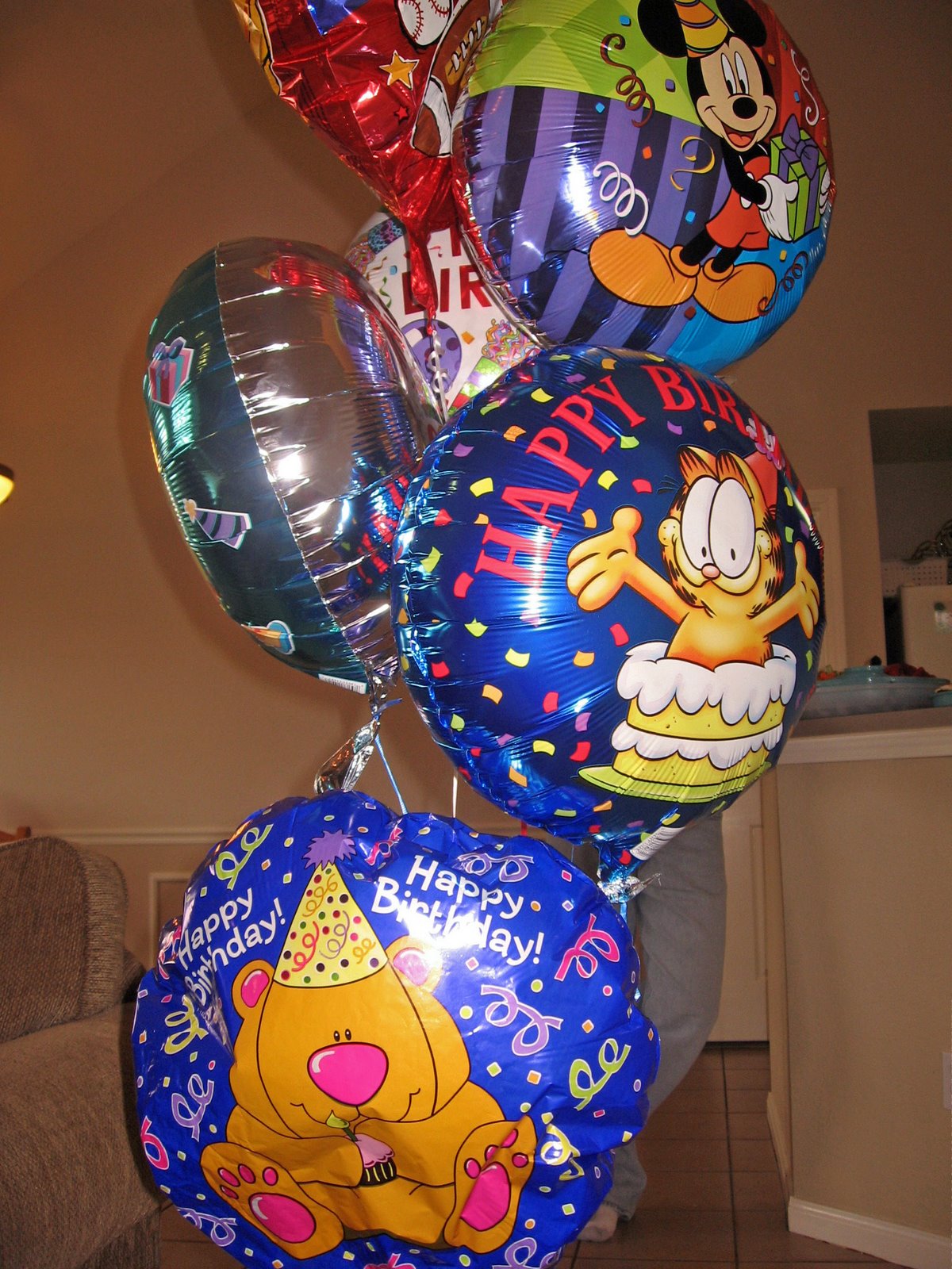 [KidsBirthdayFreebies.jpg]