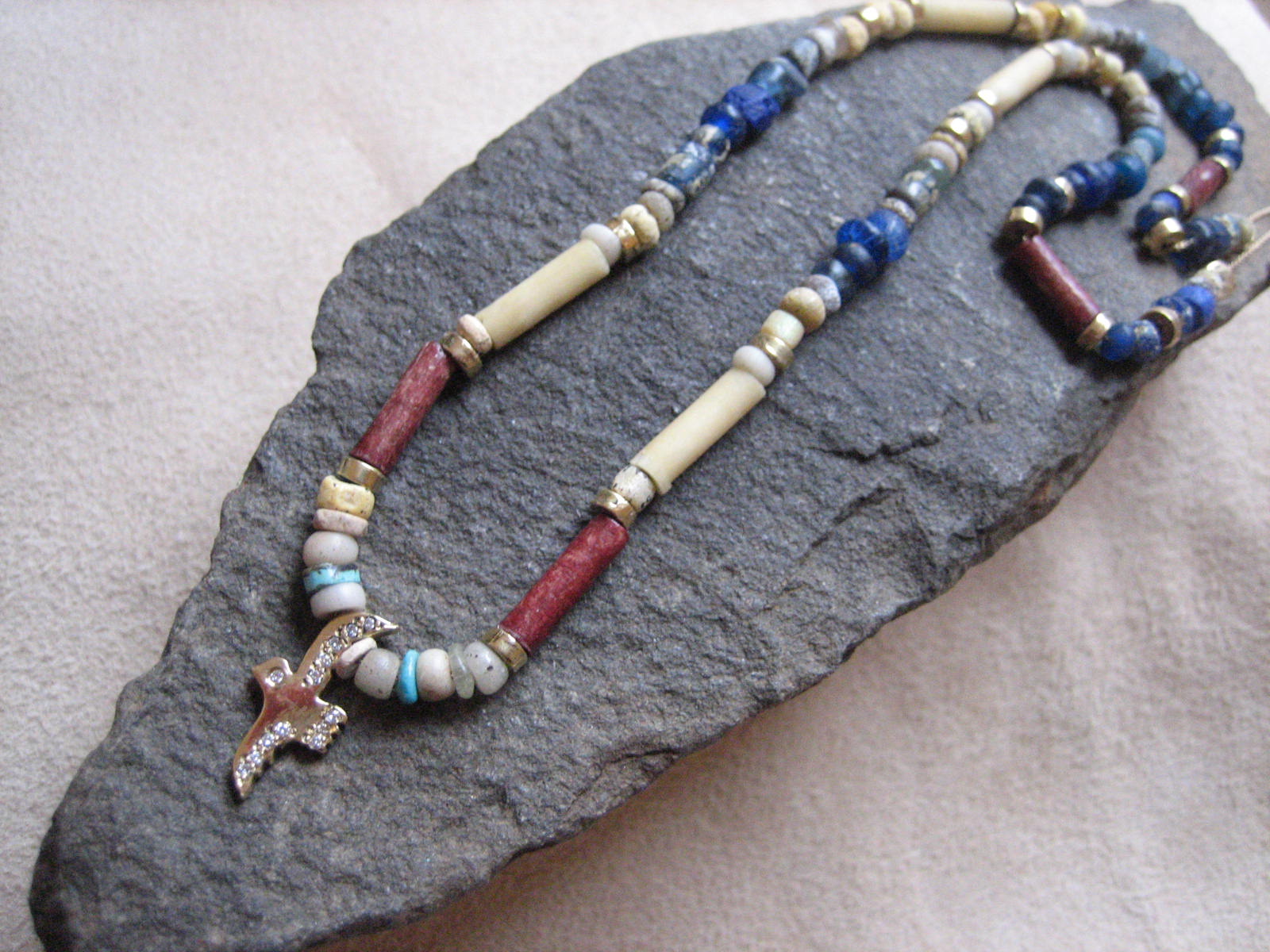 [neck+bird+america.jpg]