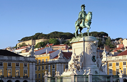 http://1.bp.blogspot.com/_pzYLUtopxiA/TLyMWiXNwnI/AAAAAAAAgEo/mwiJMGxZB8I/s1600/lisbon+square.jpg