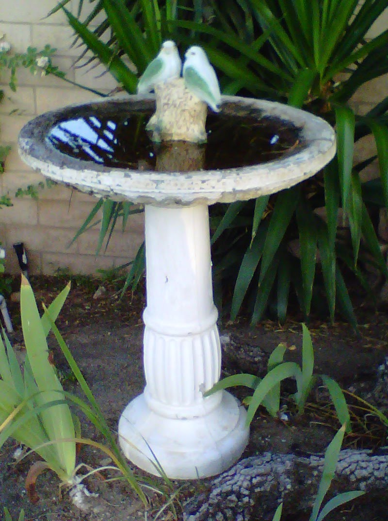 tallulah s antique closet white bird bath and feeder tallulah s antique closet white bird bath and feeder