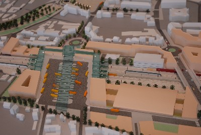 [09.10.12+pole+gare.JPG]