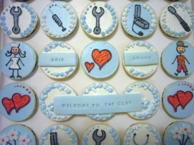 Cake2U: Blue theme cupcakes