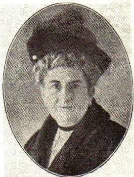 [Lizzie+DeArmond+1917.jpg]