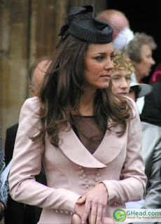 This hat/coat combo makes me ha...