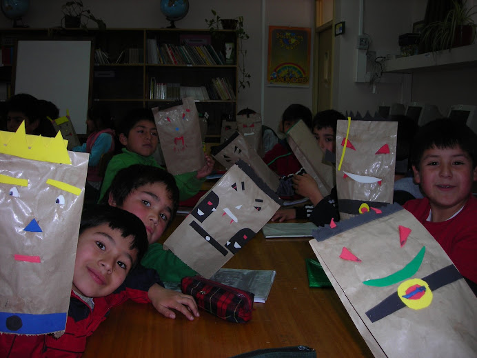 curso 3º1 básico disfrutando de clases bibliocra