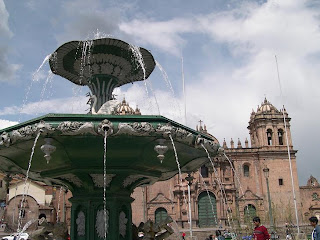 cusco fountain lima picture