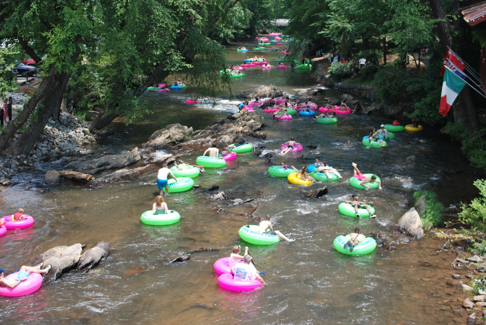 Life Through the eyes of Stephanie & Andy Tubing the Hooch!