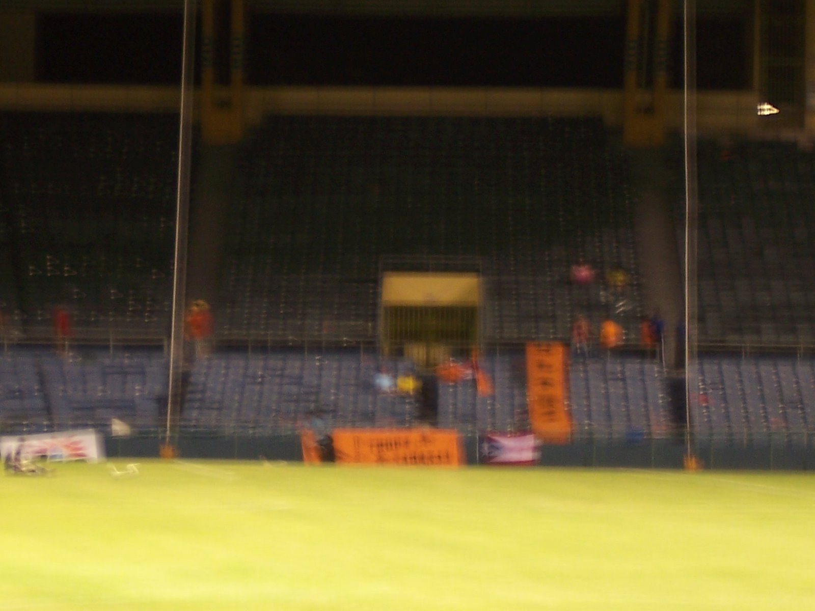 [Islanders+v.+DC+United+008.JPG]