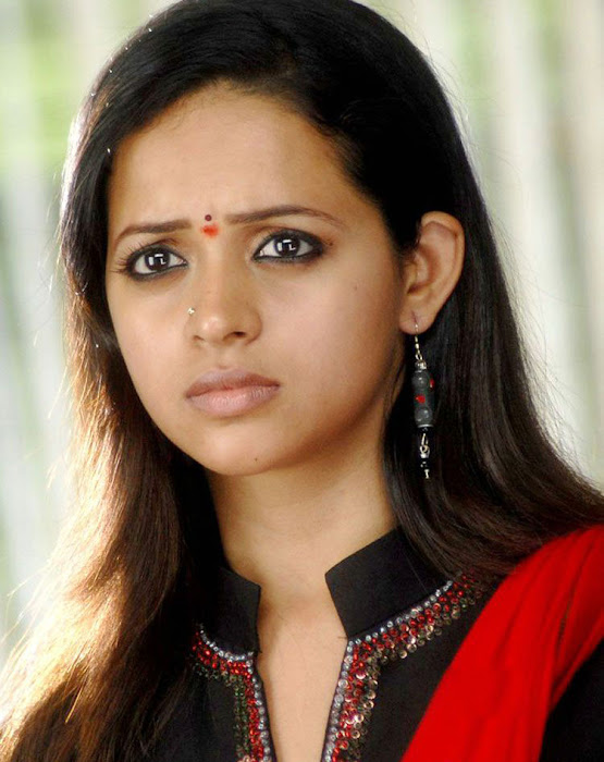 bhavana in black churidar actress pics