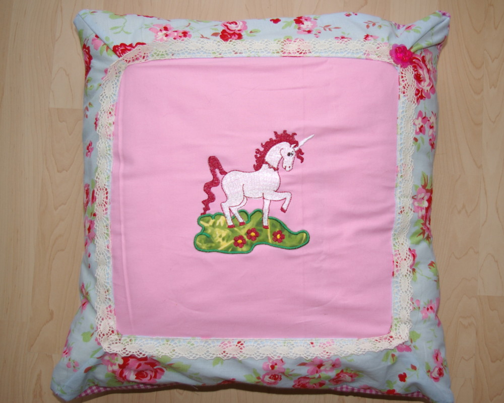 [Einhornkissen+groß.JPG]