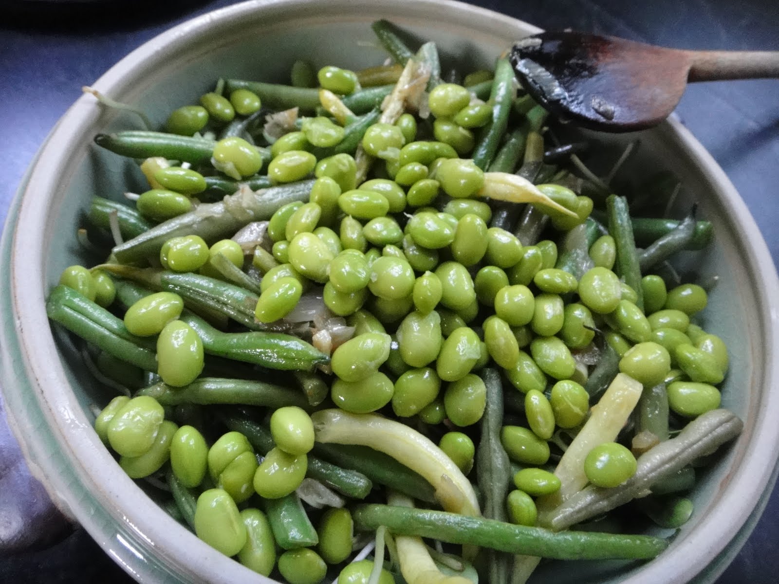 Roast Duck and a Big Gooey Cake It's Easy Being Green EdamameBean