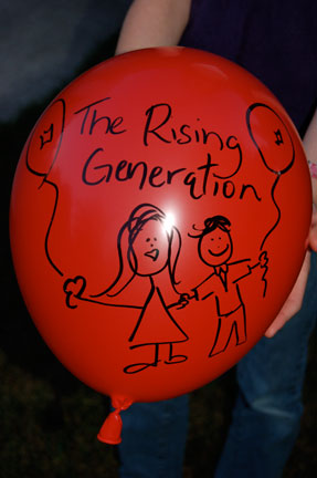 [balloon2.jpg]