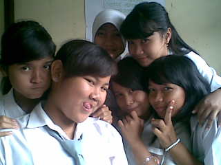 [FrIeNdS...jpg]