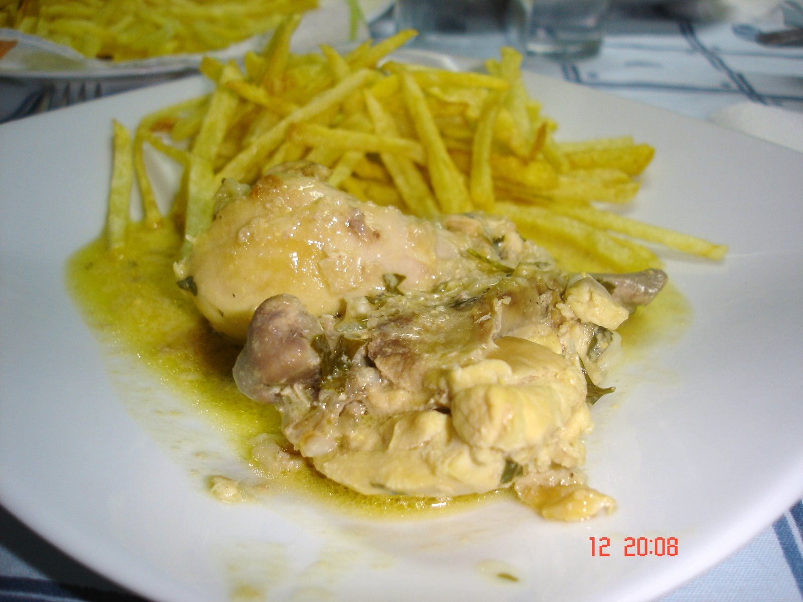 [Carne+-+Frango+de+Fricassé.JPG]