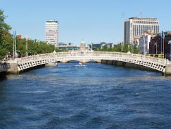 Ha'Penny Bridge, Dublin