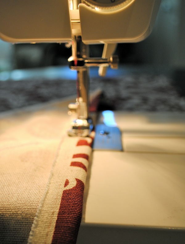 Recover a throw pillow in 15 minutes (or less!)