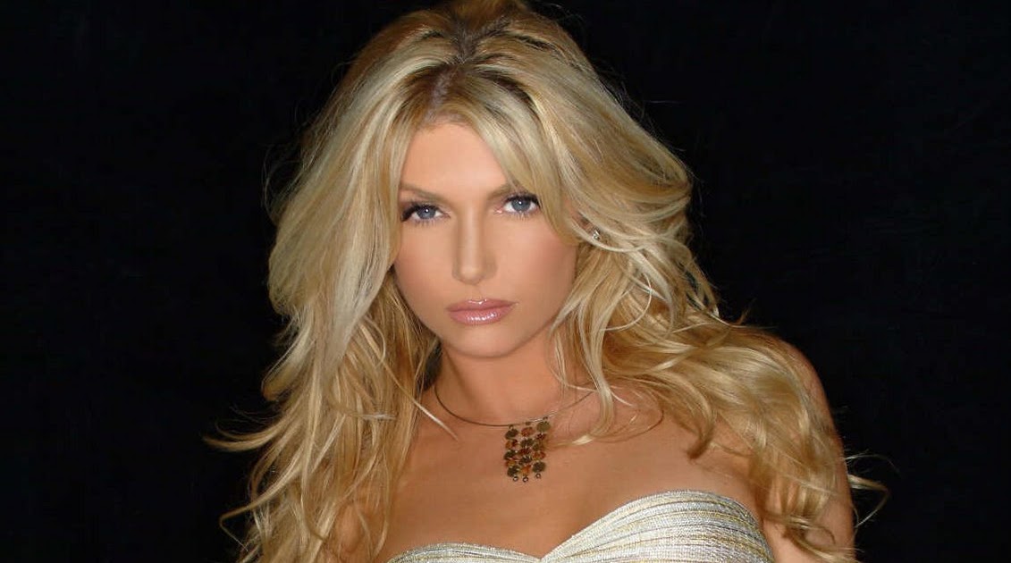 Brande Nicole Roderick Pictures