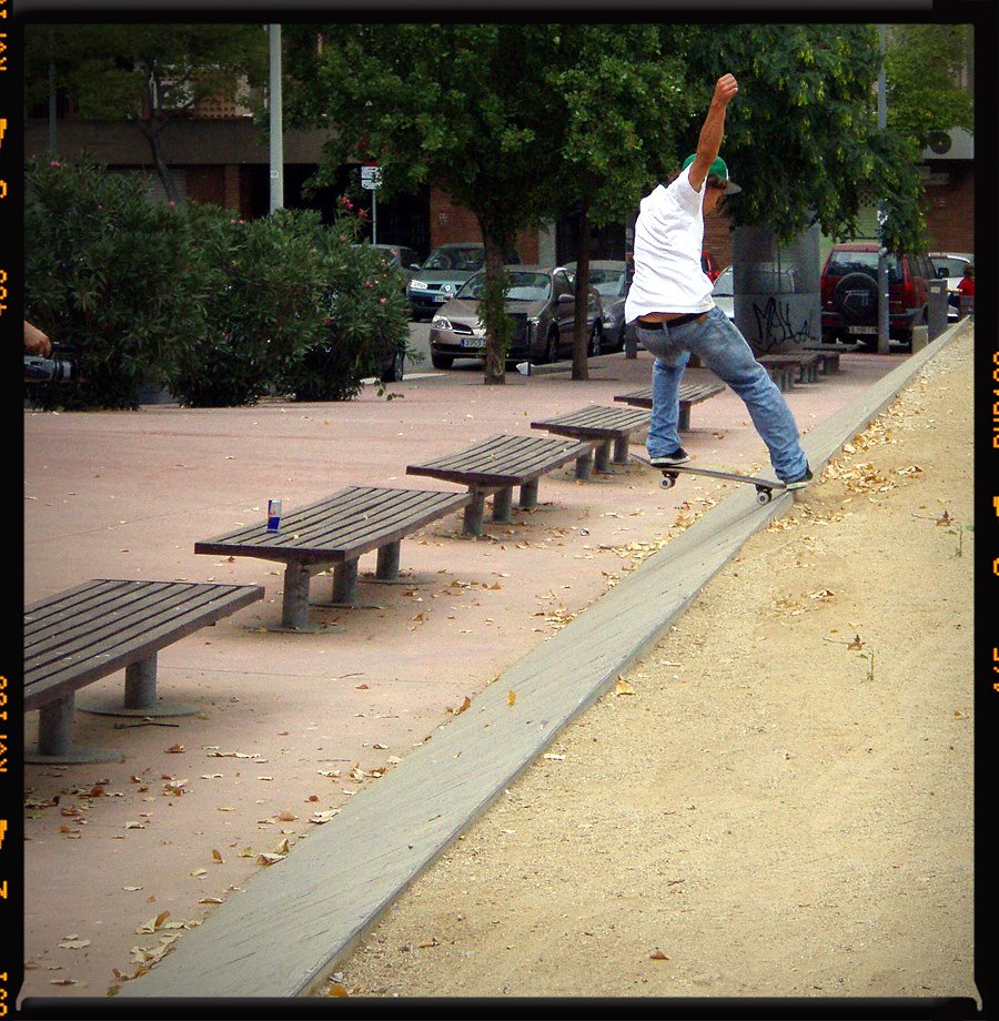 [Urban+Petranovic+-+tailslide,+Barcelona+2007,+foto+Mina+Hirsman.jpg]