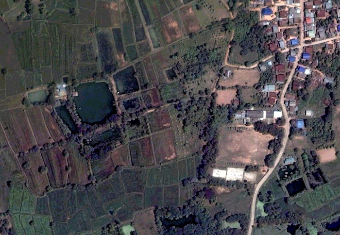 Ban Nong gare and the fish pond *from google earth* over Banphai Khonkaen about 2006-2007