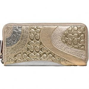 love coach wallets
