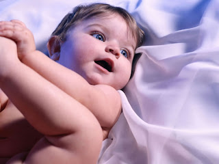 Baby Background 1024x768 1005045