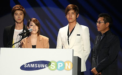 yunho,changmin y boa reparecen en conferencias de prensa de samsung electronics Samsung+cover