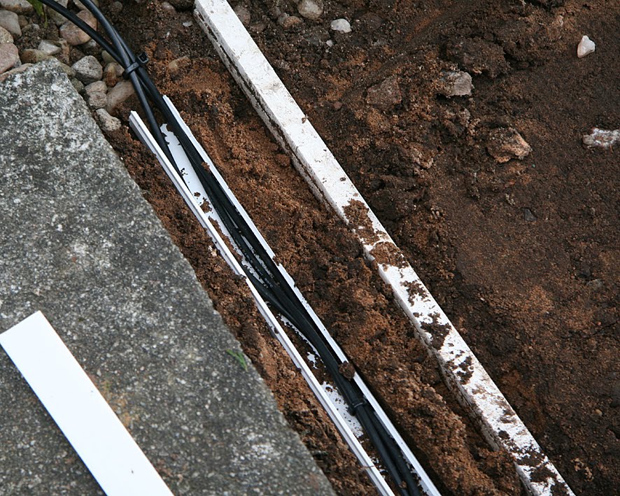 [SGW+cables+for+nestbox.jpg]