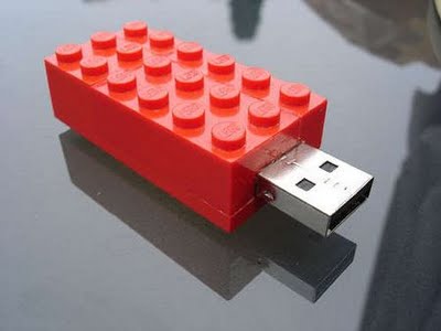 creative_usb_flashdrives_09.jpg