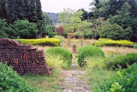 Total garden guide: Garden Design for Small Spaces