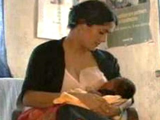 salma hayek breastfeeding