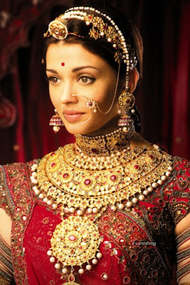 Bollywood queen Aishwarya Rai seen wearing a nose ring
