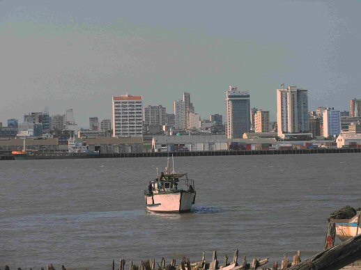 [060609_maputo2.jpe]