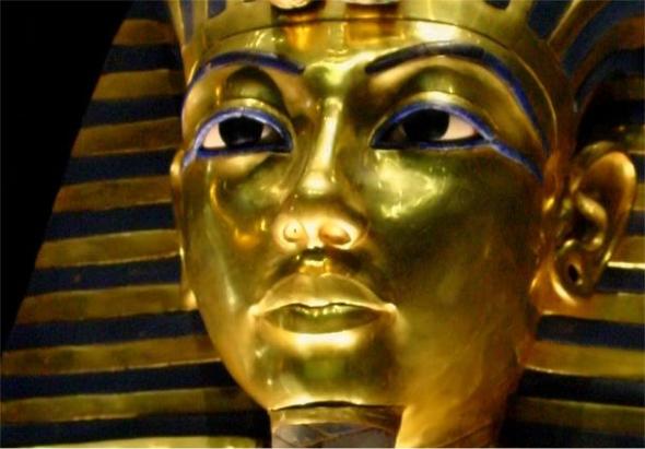 [Tutankhamon.jpg]