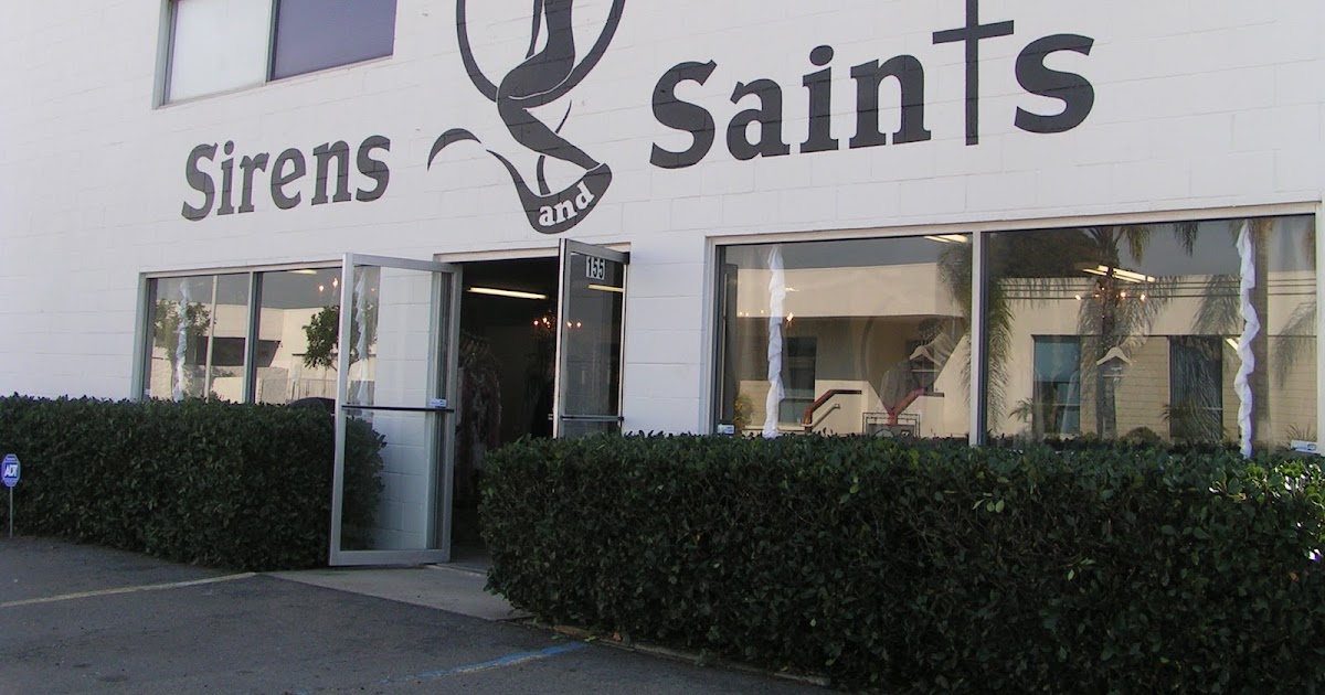 Blossoms Vintage Chic "URBAN BARN"