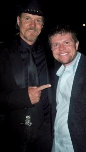 [Lee+and+Trace+Adkins.bmp]