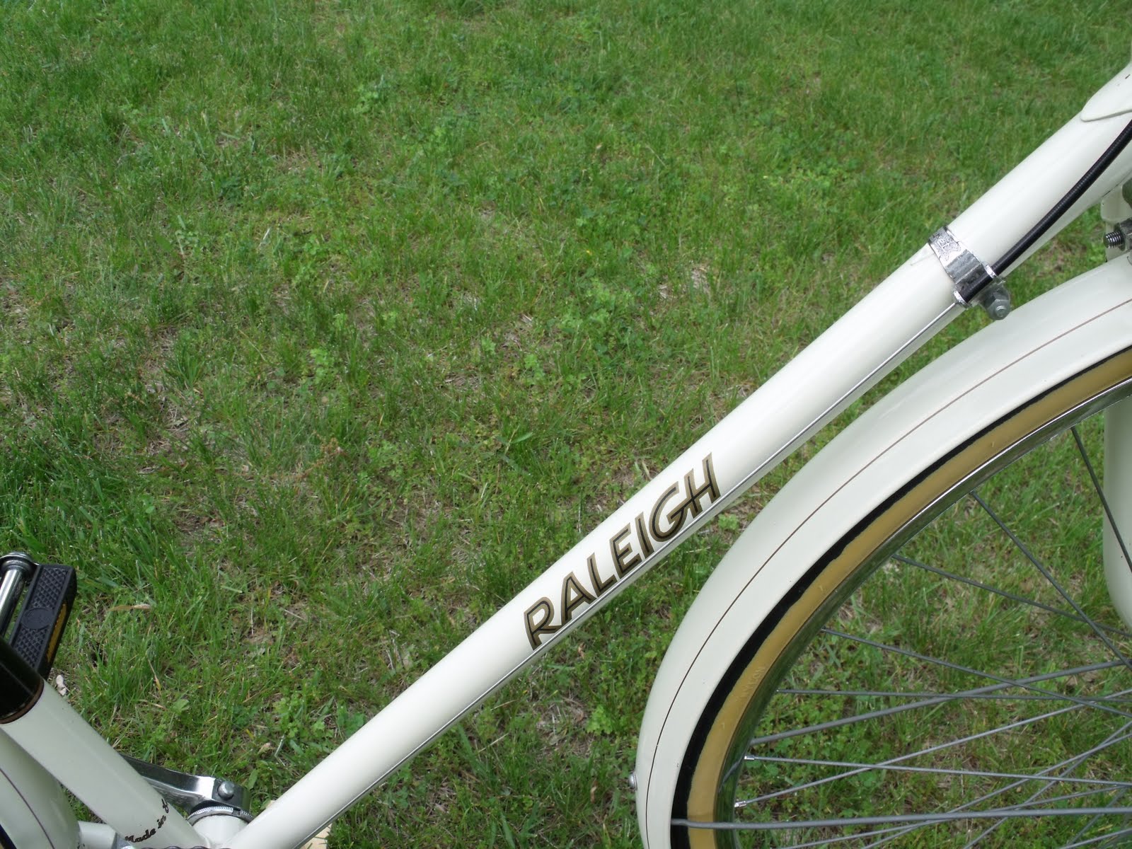 carrera bike touch up paint