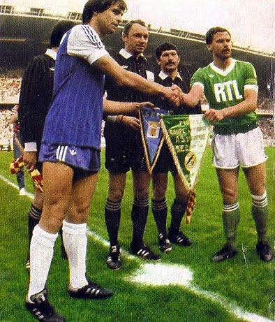 THE VINTAGE FOOTBALL CLUB FINALE COUPE DE FRANCE 1981. BASTIASAINT