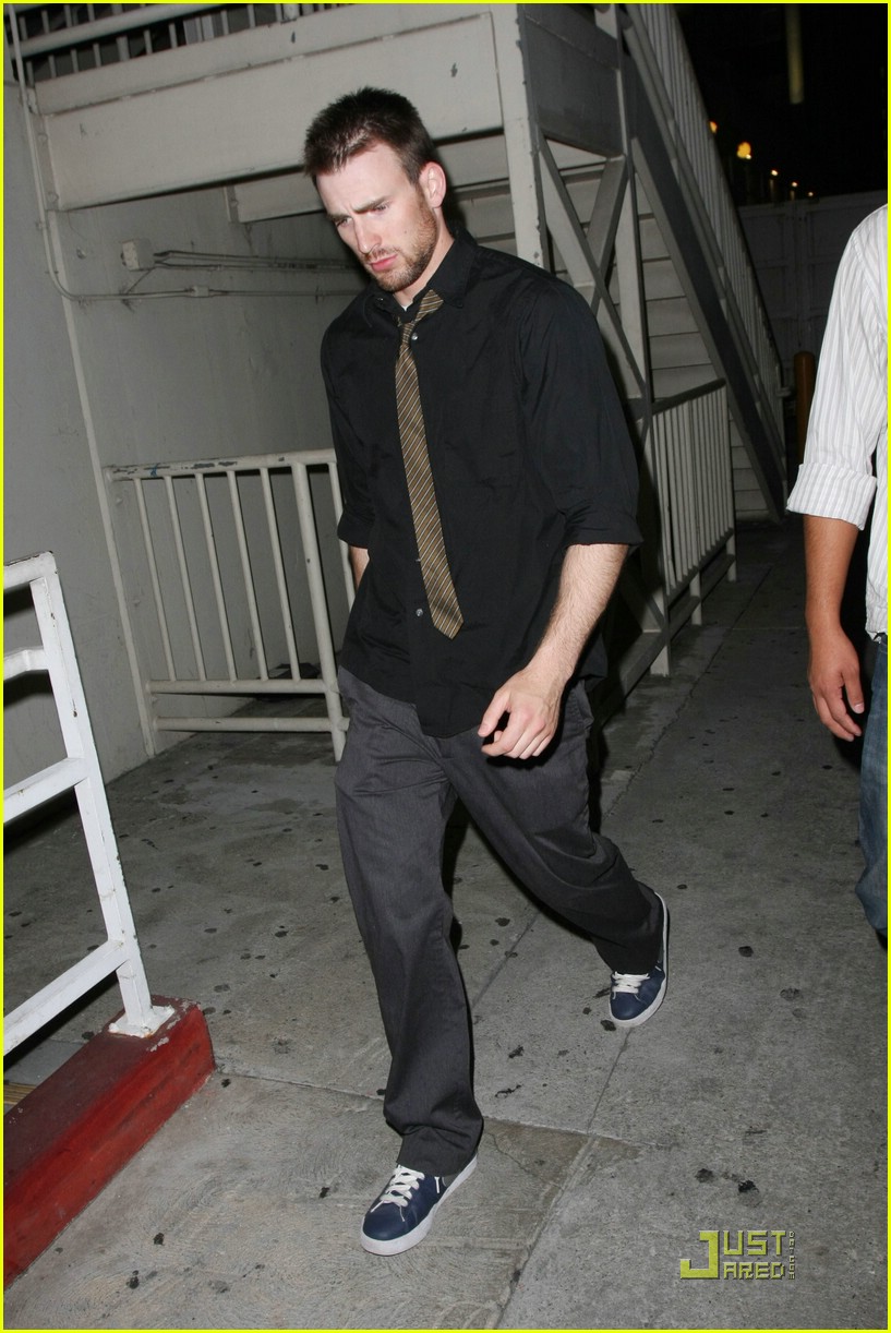 [Chris+Evans+080409003.jpg]