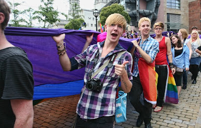 Picture of photographer at Leeds Pride, Yorkshire 2010 Leeds Pride Photographer